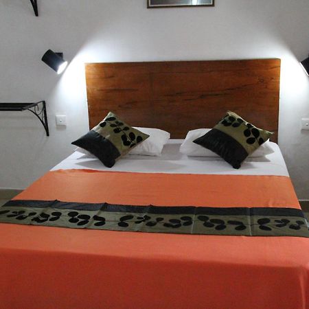 Dambulu Oya Family Park Hotel Dambulla Room photo